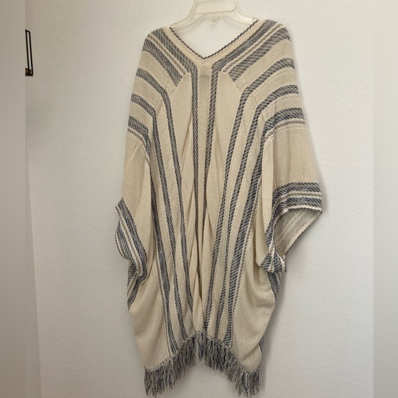 Lucky Brand Stripped Embroidered Kimono - Picture 3 of 5